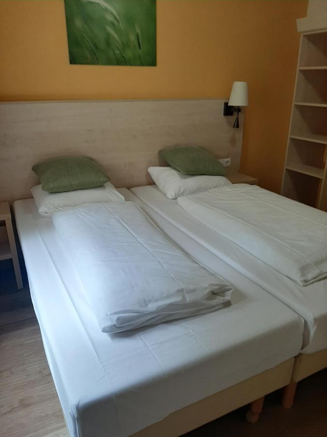 Gasthof Zur Querenburg Munden  Ngoại thất bức ảnh